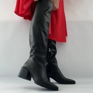 Elegant Black Knee-High Women's Boots
